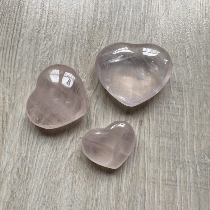 Coeur en quartz rose – Image 4